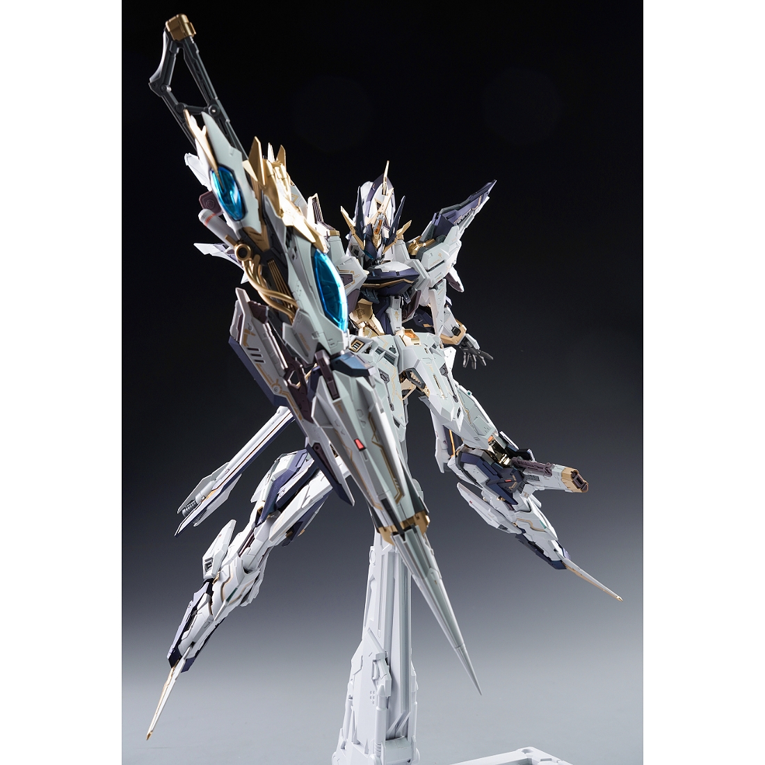 無限新星INERA REAL MINUTIA DESIGNS 1/100 曙光Aurora.鋼彈.鋼